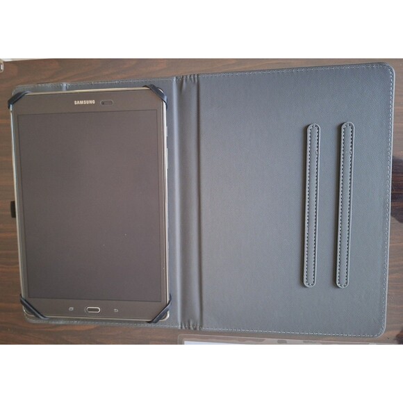 Samsung Galaxy Tab A 16GB External Memory/microSD 9.7-Inch Tablet Like New!! - Picture 10 of 11